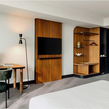 Crowne Plaza Adelaide Mawson Lakes By Ihg Buitenkant foto